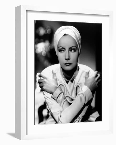 The Painted Veil, Greta Garbo, Directed by Richard Boleslavski, 1934-null-Framed Photographic Print