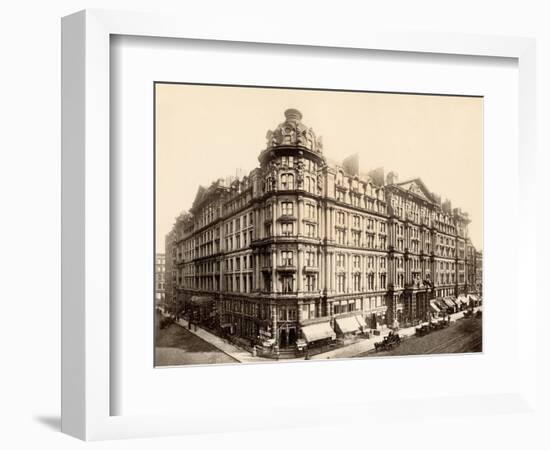 The Palmer House on the Corner of State and Monroe Streets, Chicago, 1890s-null-Framed Giclee Print