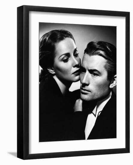 THE PARADINE CASE, 1948 directed by ALFRED HITCHCOCK Alida Valli and Gregory Peck (b/w photo)-null-Framed Photo