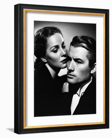 THE PARADINE CASE, 1948 directed by ALFRED HITCHCOCK Alida Valli and Gregory Peck (b/w photo)-null-Framed Photo