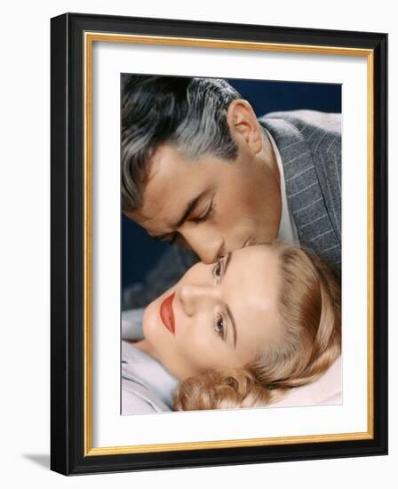 THE PARADINE CASE, 1948 directed by ALFRED HITCHCOCK Gregory Peck and Anne Todd (photo)-null-Framed Photo