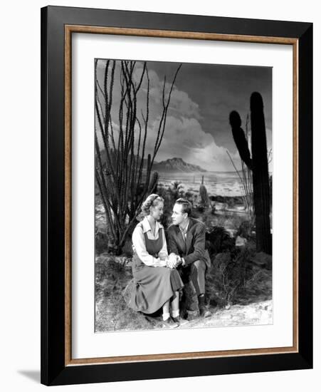 The Petrified Forest, Bette Davis, Leslie Howard, 1936-null-Framed Photo