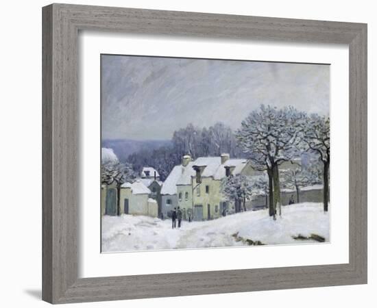 The Place Du Chenil at Marly-Le-Roi, Snow, 1876-Alfred Sisley-Framed Giclee Print