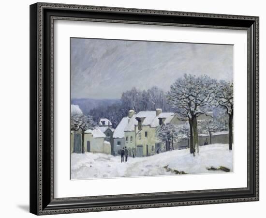 The Place Du Chenil at Marly-Le-Roi, Snow, 1876-Alfred Sisley-Framed Giclee Print