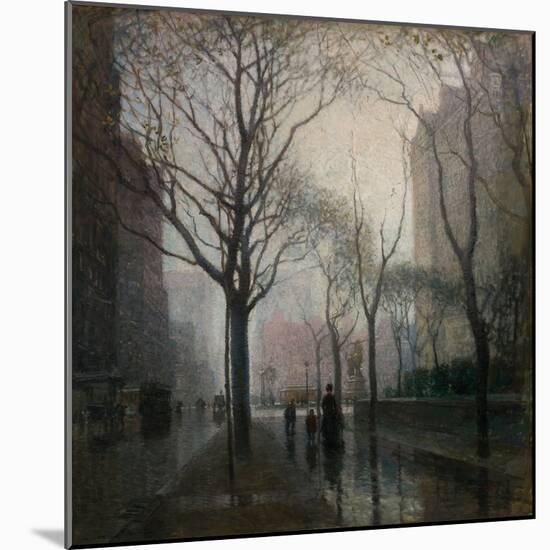 The Plaza after the Rain, 1908-Paul Cornoyer-Mounted Giclee Print