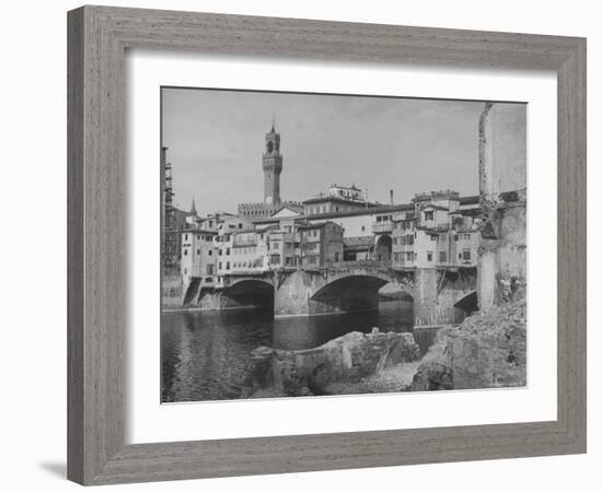 The Ponte Vecchio over the Arno River-Alfred Eisenstaedt-Framed Photographic Print
