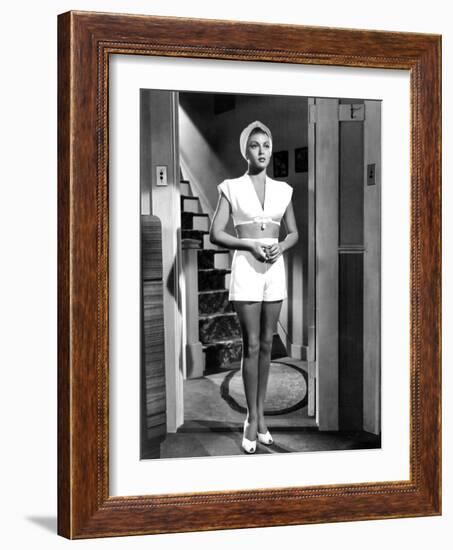 The Postman Always Rings Twice, Lana Turner, 1946-null-Framed Photo