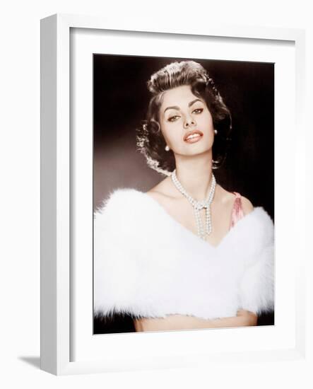 THE PRIDE AND THE PASSION, Sophia Loren, 1957-null-Framed Photo