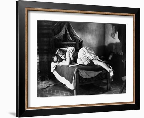 The Private Life of Don Juan, 1934-null-Framed Photographic Print