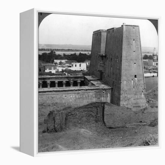 The Pylon and Court of the Temple of Horus at Edfu, Egypt, 1900-Underwood & Underwood-Framed Premier Image Canvas