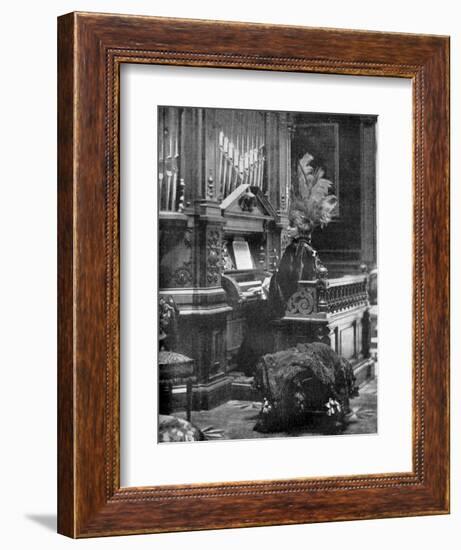 The Queen of Romania Playing the Organ, 1904-null-Framed Giclee Print