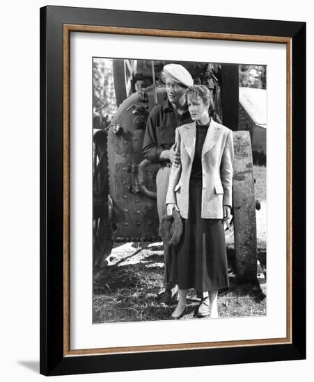 The Quiet Man, John Wayne, Maureen O'Hara, 1952-null-Framed Photo