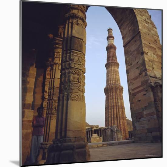 The Qutb Minar, Delhi, India-G Richardson-Mounted Photographic Print