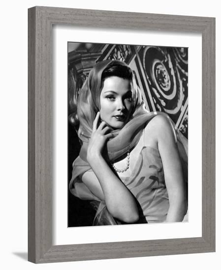 The Razor's Edge, Gene Tierney, 1946-null-Framed Photo