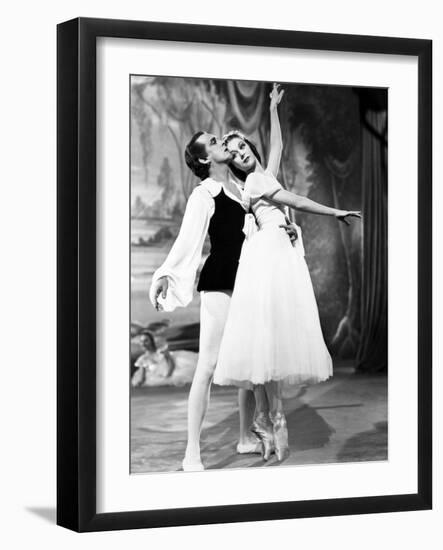 The Red Shoes, from Left: Robert Helpmann, Moira Shearer, 1948-null-Framed Photo