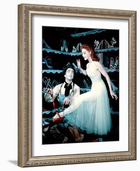 The Red Shoes, Leonide Massine, Moira Shearer, 1948-null-Framed Photo