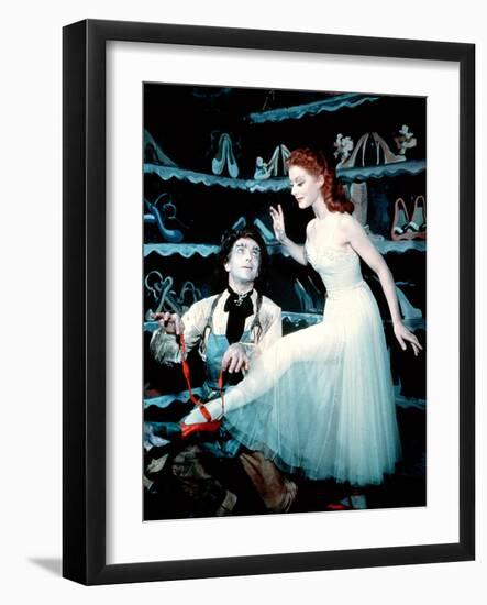 The Red Shoes, Leonide Massine, Moira Shearer, 1948-null-Framed Photo