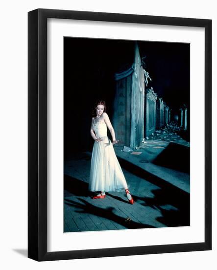 The Red Shoes, Moira Shearer, 1948-null-Framed Photo