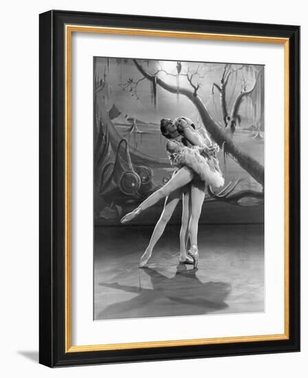 The Red Shoes, Robert Helpmann, Moira Shearer, 1948-null-Framed Photo