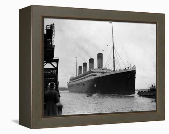 The RMS Olympic Sister Ship to the Titanic Arriving at Southampton Docks, 1925-null-Framed Premier Image Canvas