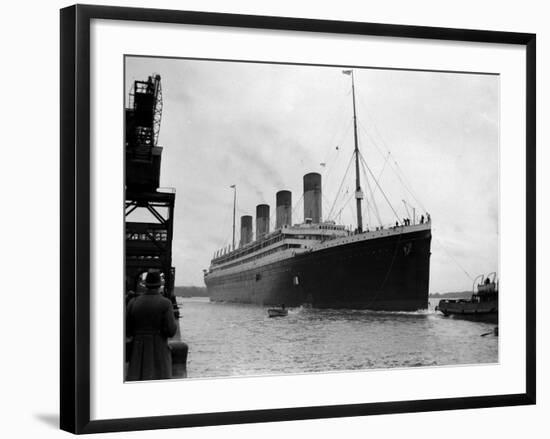 The RMS Olympic Sister Ship to the Titanic Arriving at Southampton Docks, 1925-null-Framed Photographic Print