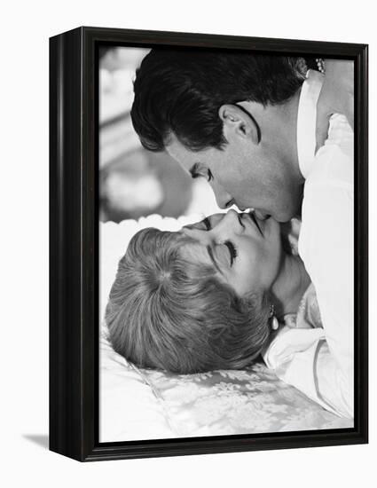 The Roman Spring of Mrs. Stone, 1961-null-Framed Premier Image Canvas