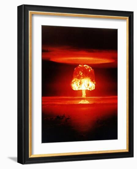 The Romero Shot, Was a Hydrogen Bomb That Yielded 11 Megatons of Energy-null-Framed Photo