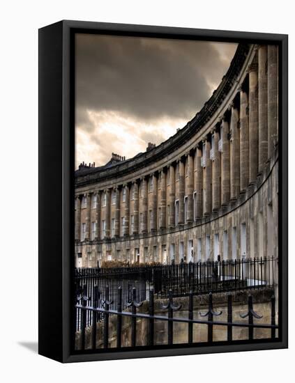 The Royal Cresecent in Bath, England-Tim Kahane-Framed Premier Image Canvas