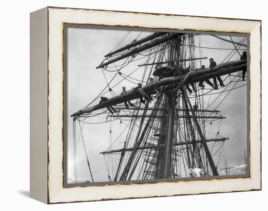 The Sailing Ship the Terra Nova-null-Framed Premier Image Canvas