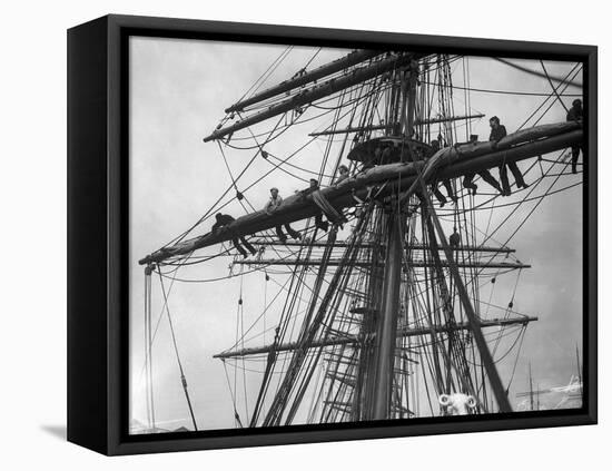 The Sailing Ship the Terra Nova-null-Framed Premier Image Canvas