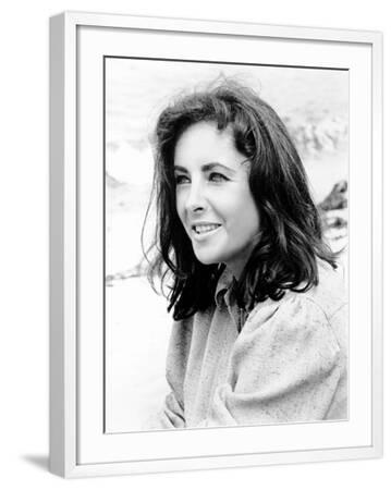 Elizabeth Taylor (Photos) Black and White Photography Wall Art