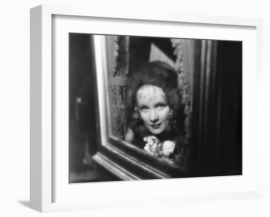 The Scarlet Empress, Marlene Dietrich As Catherine The Great, 1934-null-Framed Photo