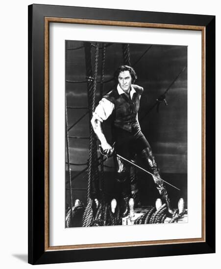 The Sea Hawk, Errol Flynn, 1940-null-Framed Photo