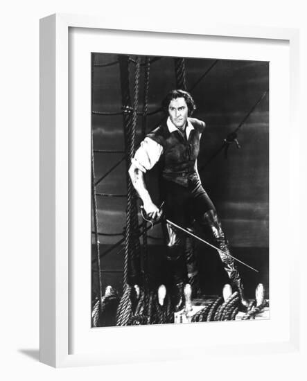 The Sea Hawk, Errol Flynn, 1940-null-Framed Photo