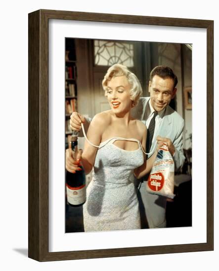 The Seven Year Itch, Marilyn Monroe, Tom Ewell, 1955-null-Framed Photo