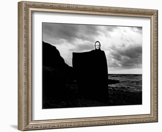 The Seventh Seal, Bengt Ekerot, 1957-null-Framed Photo