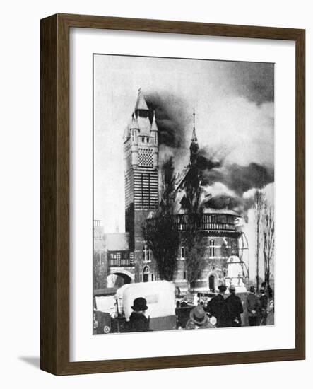 The Shakespeare Memorial Theatre Being Destroyed by Fire, March 1926-null-Framed Giclee Print