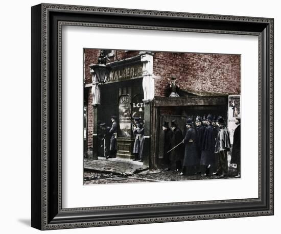 The Sidney Street siege, Whitechapel, London, 1911, (1935)-Unknown-Framed Photographic Print