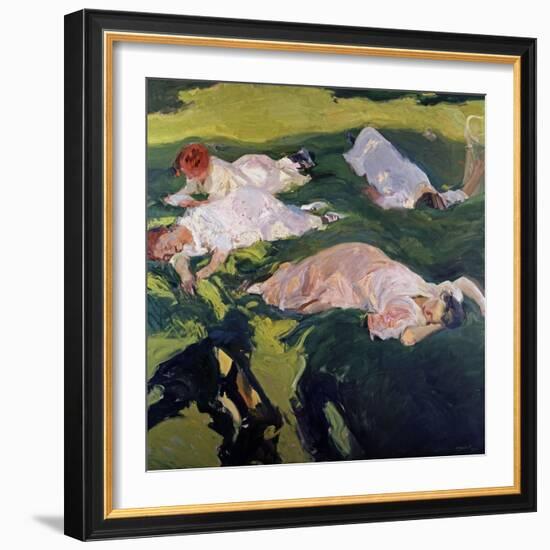 The Siesta, 1912-Joaquín Sorolla y Bastida-Framed Giclee Print