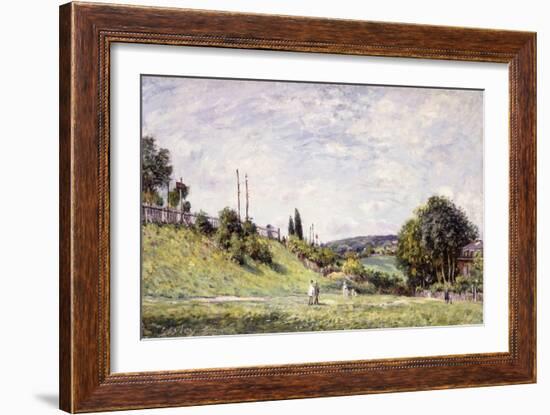 The Slope by the Railway in Sevres, 1879-Alfred Sisley-Framed Giclee Print