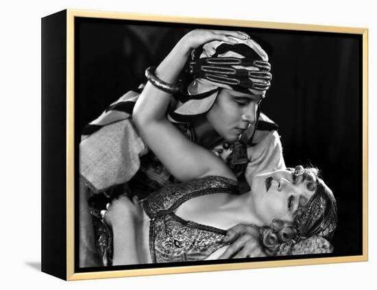 The Son of the Sheik De George Fitzmaurice Avec Vilma Banky, Rudolph Valentino, 1926-null-Framed Stretched Canvas