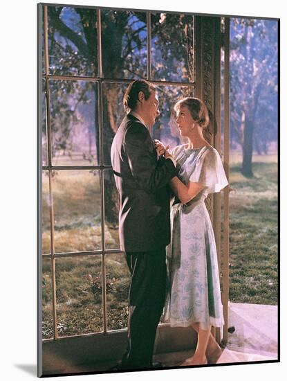 The Sound of Music, Christopher Plummer, Julie Andrews, 1965-null-Mounted Photo