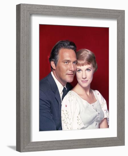 The Sound of Music, Christopher Plummer, Julie Andrews, 1965-null-Framed Premium Photographic Print