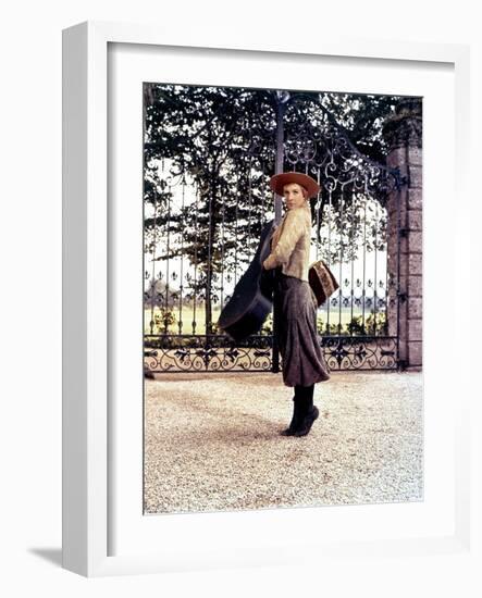 The Sound of Music, Julie Andrews, 1965-null-Framed Premium Photographic Print