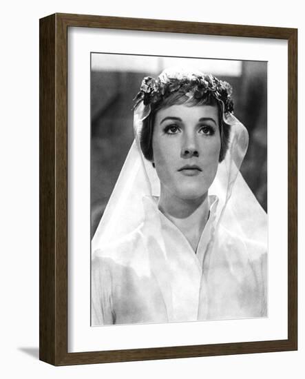 The Sound of Music, Julie Andrews, 1965-null-Framed Premium Photographic Print