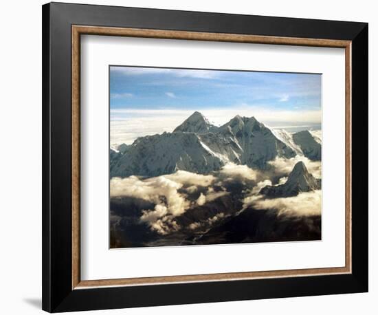 The Southern Face of Mount Everest-null-Framed Premium Photographic Print