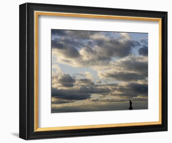 The Statue of Liberty, New York, Wednesday, October 25, 2006-Seth Wenig-Framed Photographic Print