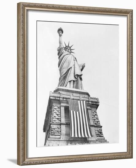 The Statue of Liberty-null-Framed Photographic Print