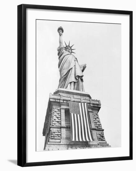 The Statue of Liberty-null-Framed Photographic Print