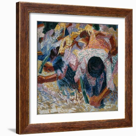 The Street Pavers, 1914-Umberto Boccioni-Framed Giclee Print